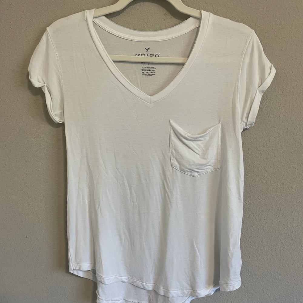 American Eagle Soft & Sexy White Tee